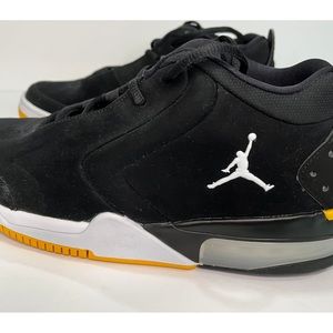 Jordan Black on University Gold Size 9